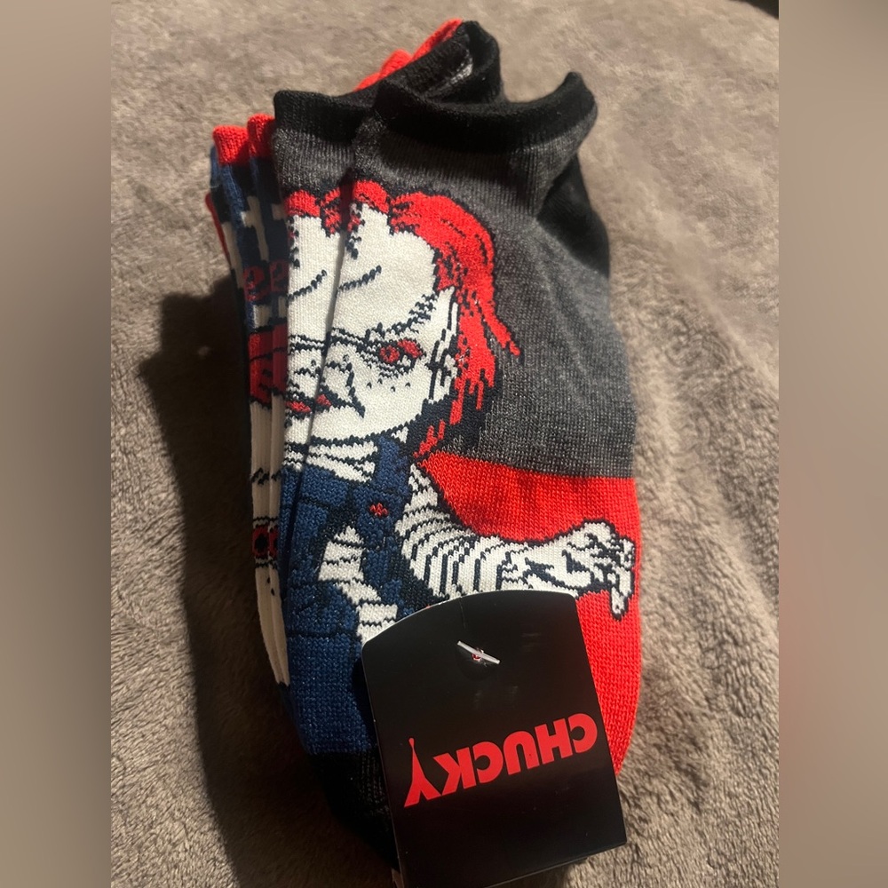 Chucky 5- Pairs of Socks Shoe Size 5-10 . New